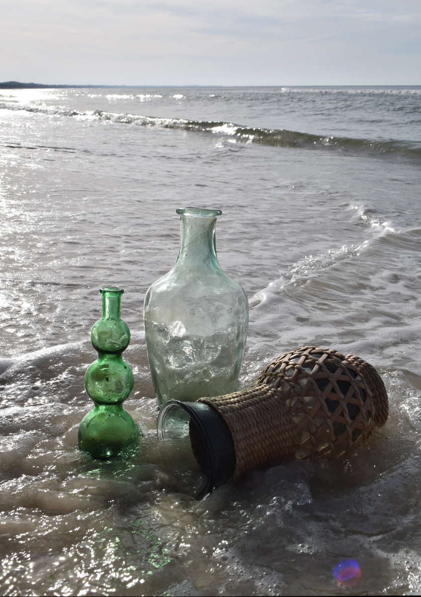 the muse — the objects on the shore